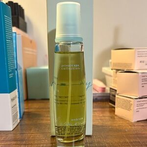 Embrace Private Spa Collection - Green